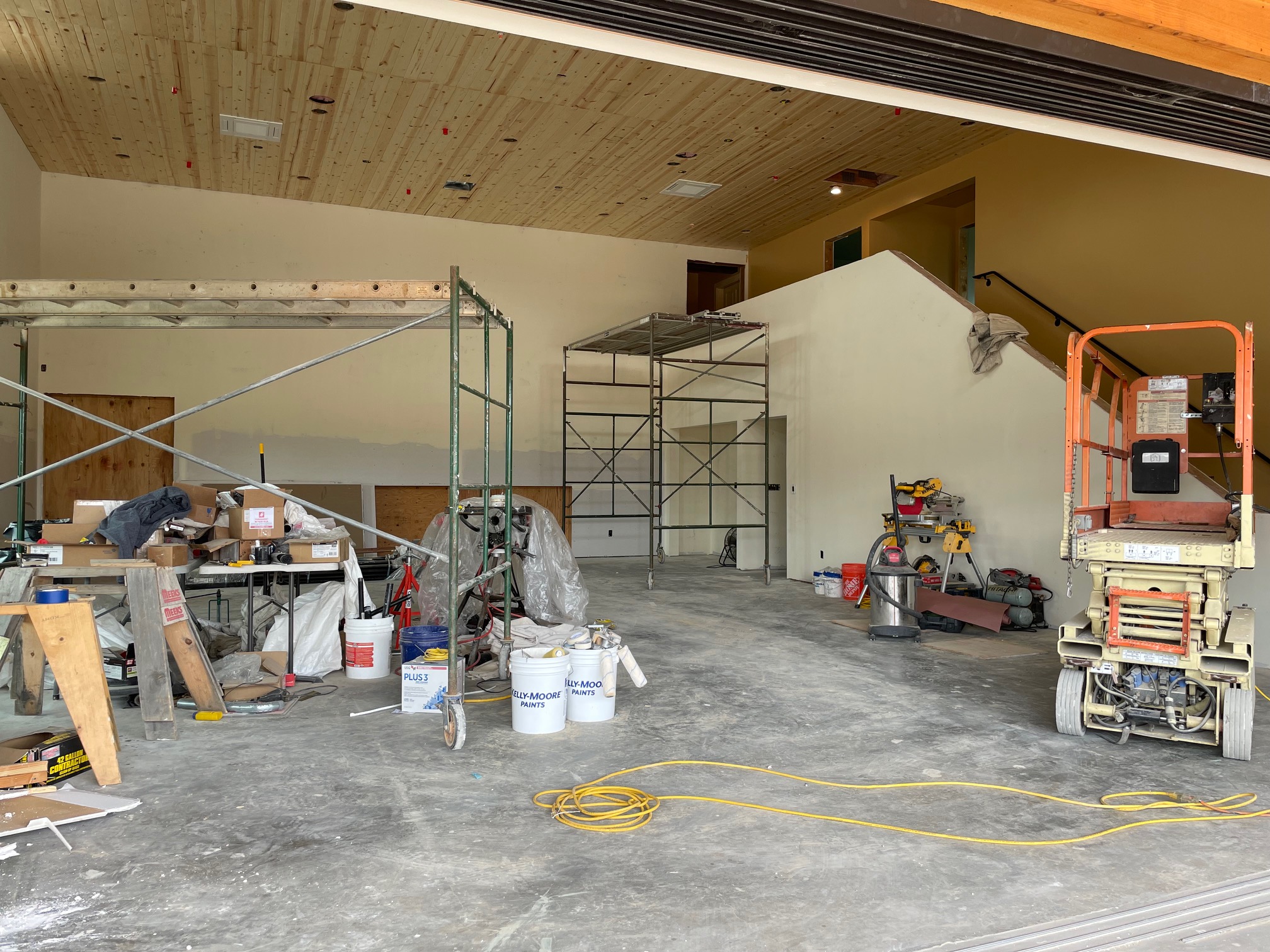 New tasting room under construction at Jeff Runquist Wines
